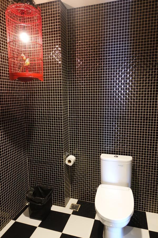 M Hotel Kupang Купанґ Екстер'єр фото